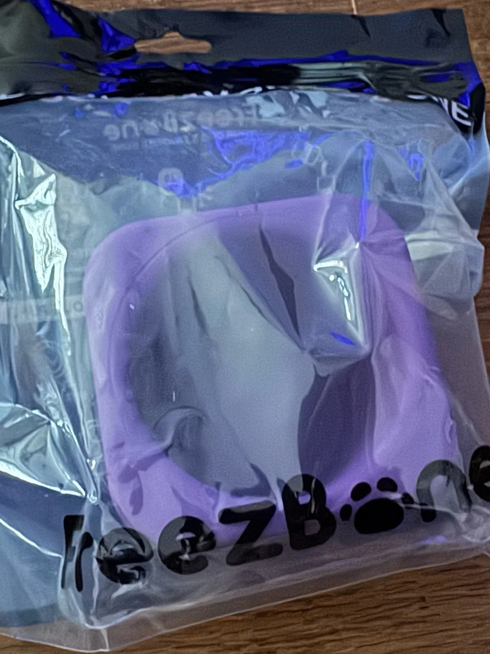 Freezbone purple freezbox superchewer up to 140 pounds NEW